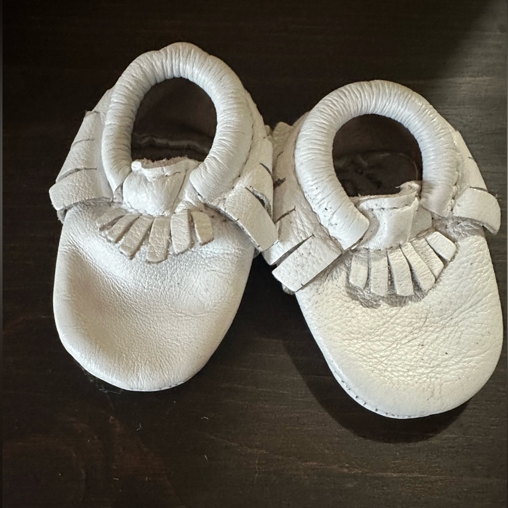 freshly Picked Baby moccasins - size 0
